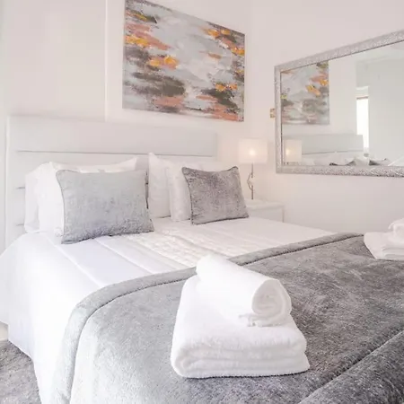 Apartment Milena's Bedroom Nazare