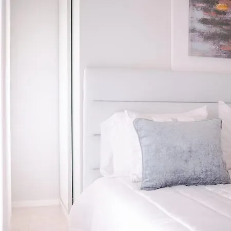 Apartment Milena's Bedroom Nazaré