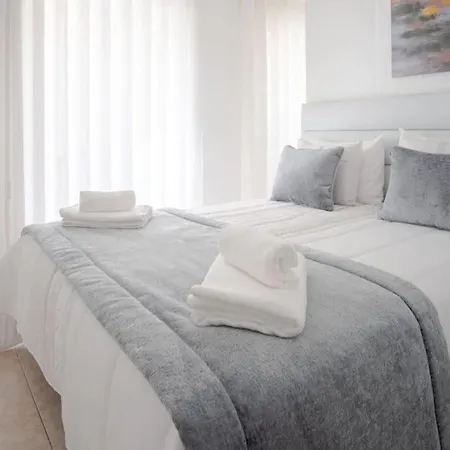 Milena's Bedroom Nazare